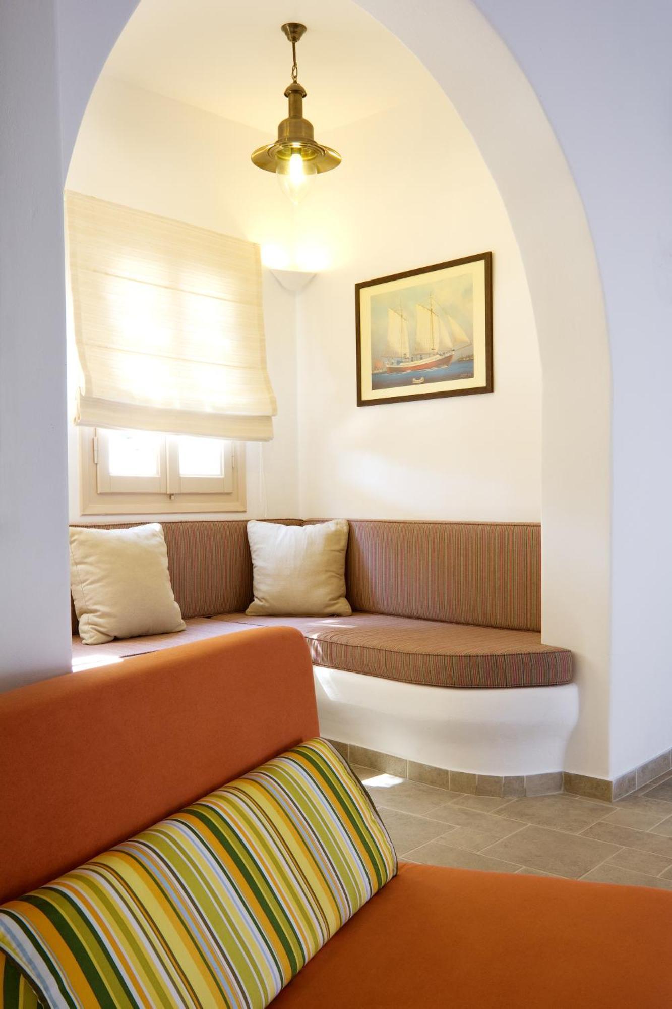 Galaxy Hotel Mylopotas Bagian luar foto