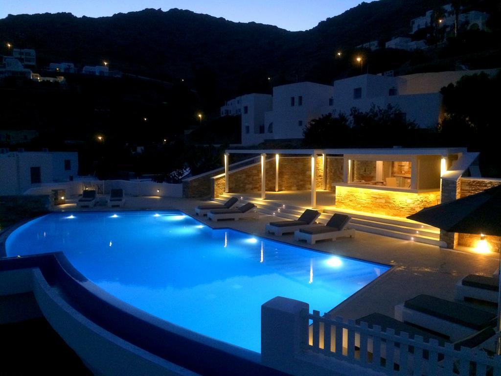 Galaxy Hotel Mylopotas Bagian luar foto