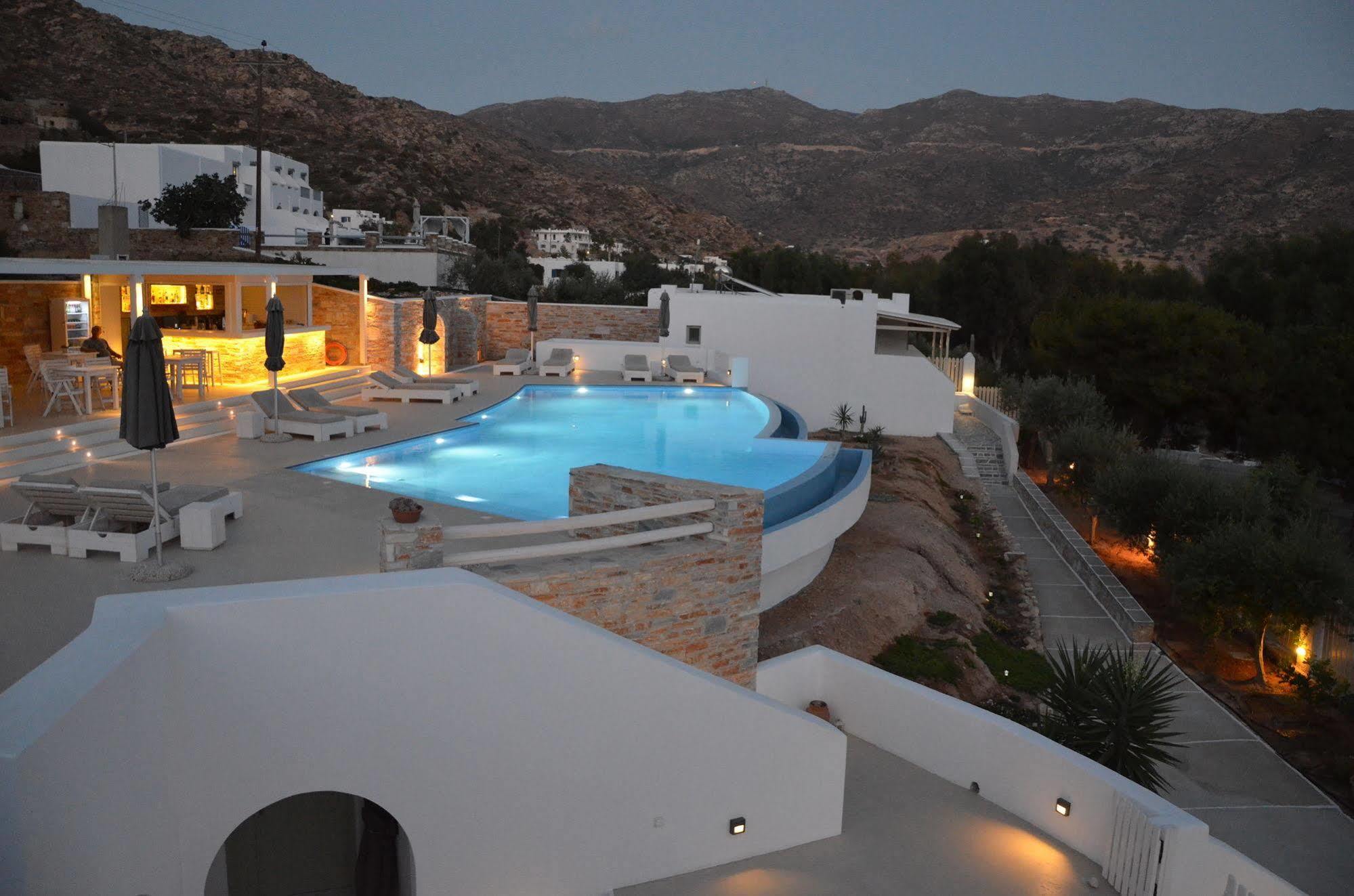 Galaxy Hotel Mylopotas Bagian luar foto