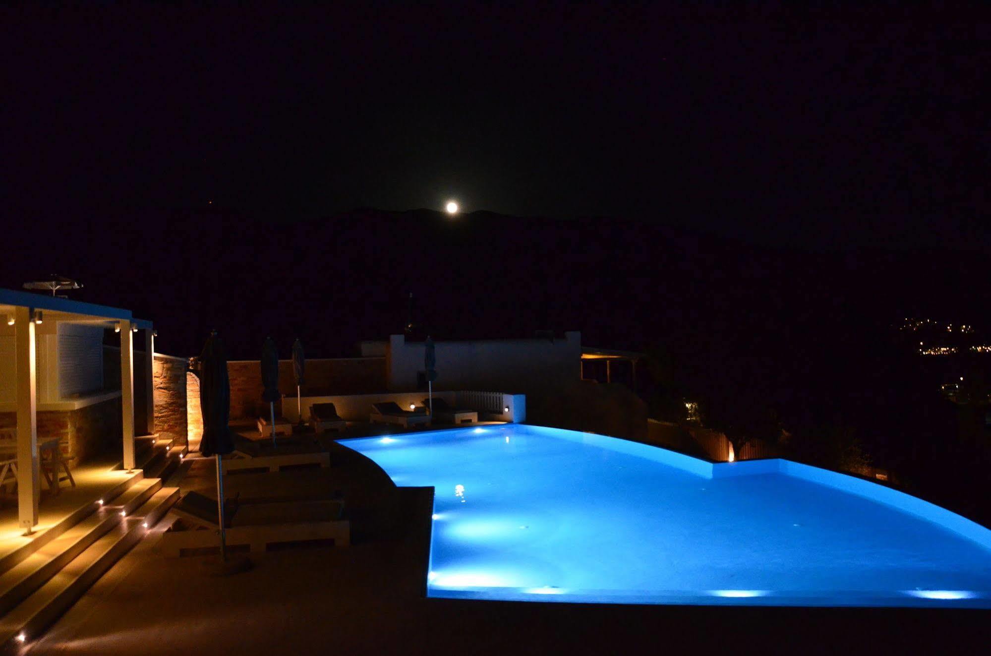 Galaxy Hotel Mylopotas Bagian luar foto