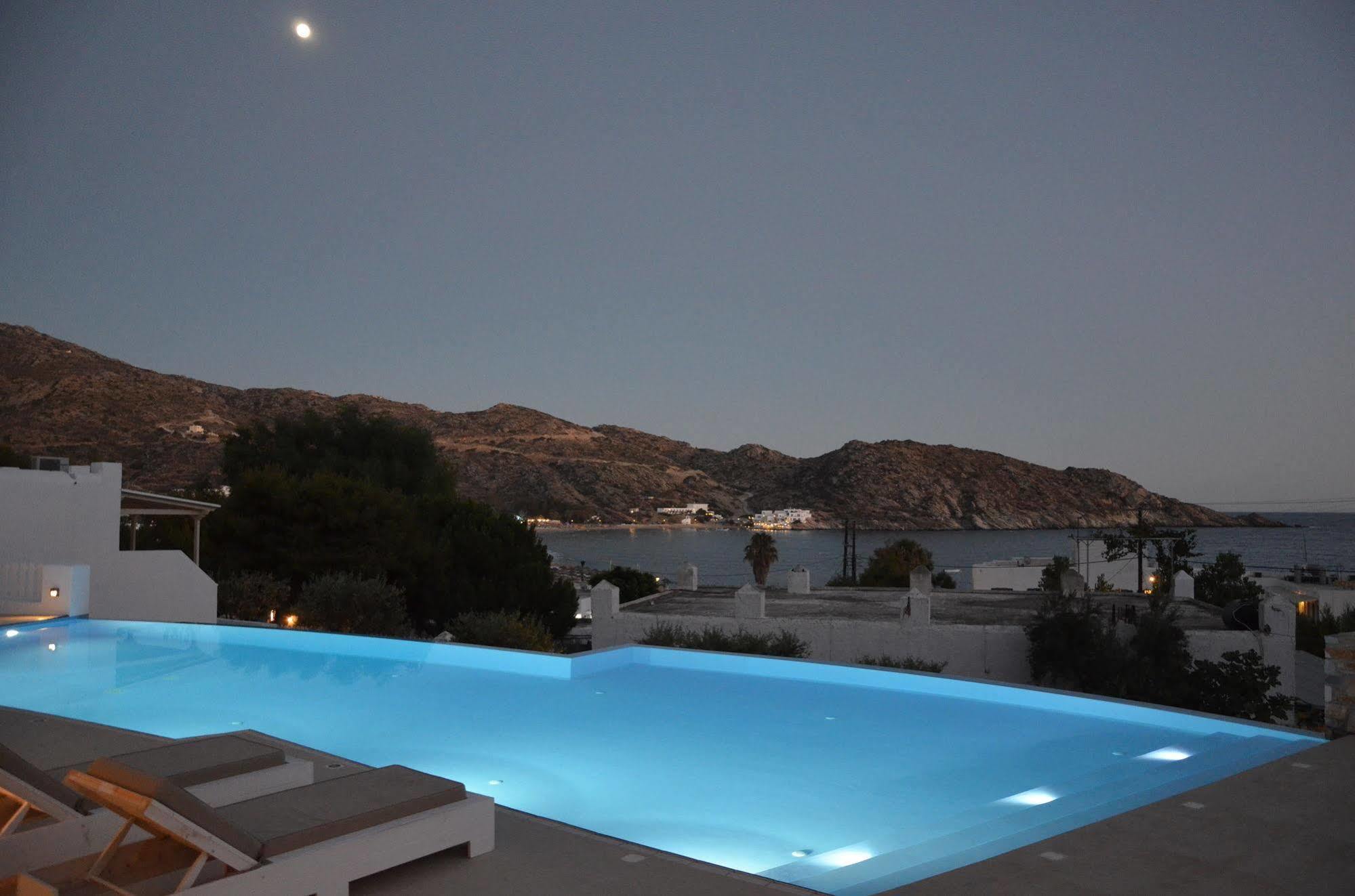 Galaxy Hotel Mylopotas Bagian luar foto