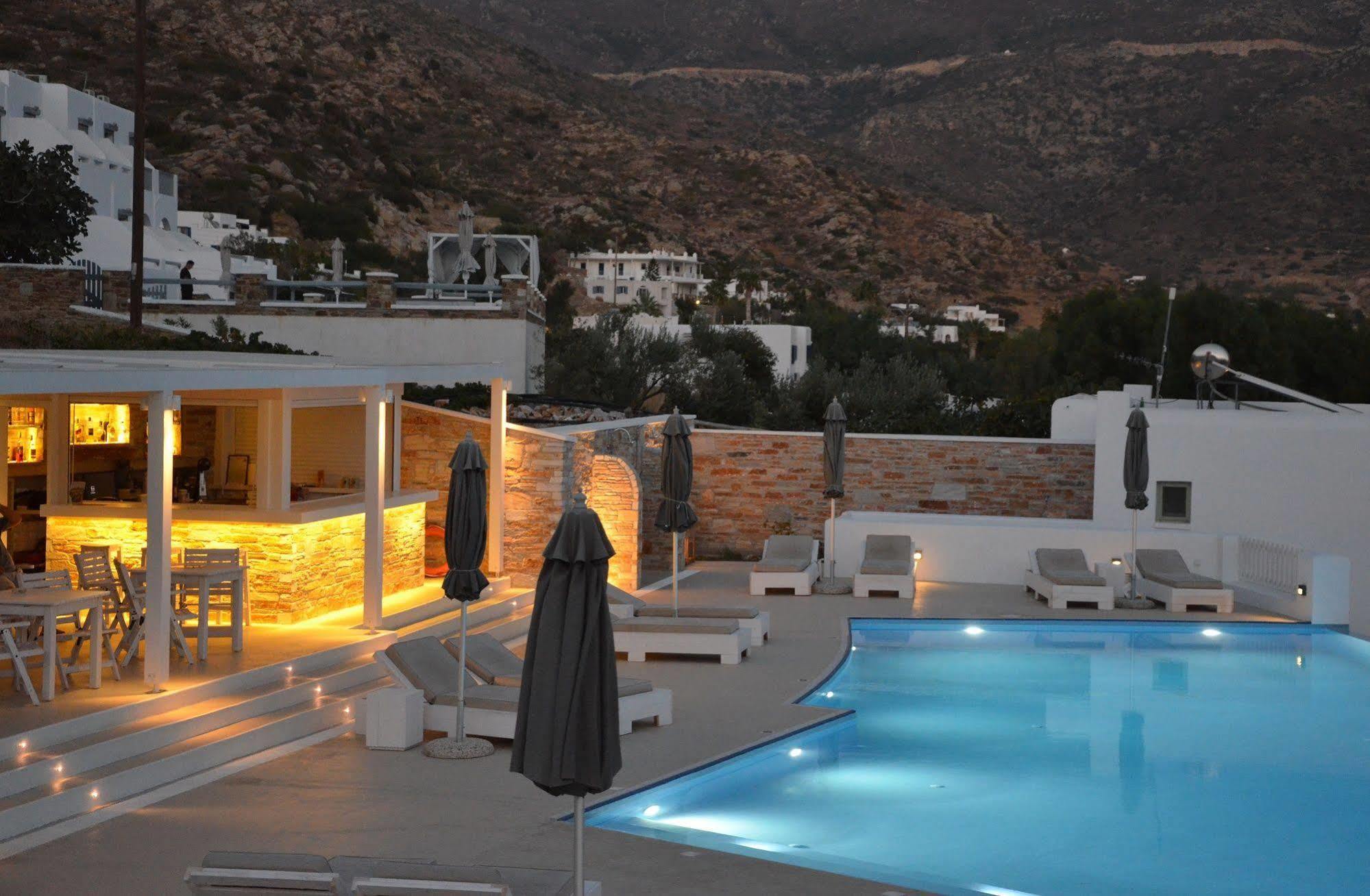 Galaxy Hotel Mylopotas Bagian luar foto